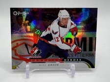 2009-10 O-Pee-Chee OPC Canadian Heroes Foil #CBH32 Mike Green