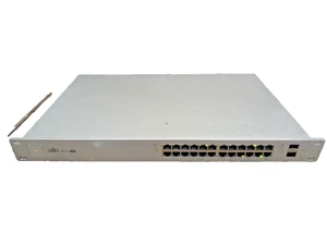 Commutateur Gigabit PoE géré Ubiquiti 24 ports (US-24-250W) *VEUILLEZ LIRE ATTENTIVEMENT* - Photo 1/5