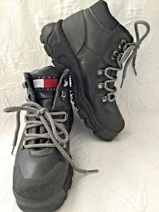 Vintage Tommy Hilfiger Damen 6,5 M schwarz Leder Schnürung Wanderstiefel EUC - Bild 1 von 9