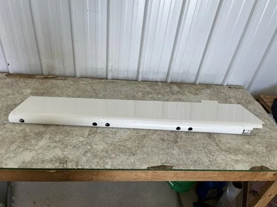 Alerón derecho avión Cirrus SR22 SR-22 10758-102 Foto 1 de 4