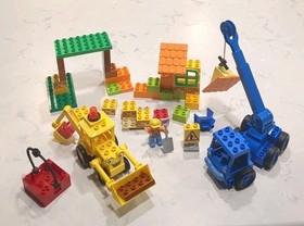 LEGO 3297 - DUPLO: Bob The Builder: Scoop and Lofty at the Building Yard - 2005