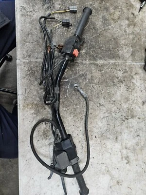 YAMAHA MM 700 1997 Handle Comp 8CR-23811-00-00 AT1054 - Imagem 1 de 4