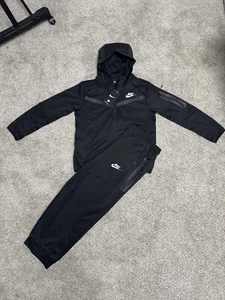NIKE Tech suit Set BLACK  Youth Size S 7-8yrs - Picture 1 of 1