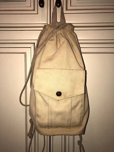 NUEVO SIN ETIQUETAS, BOLSO DE HOMBRO CON CORDÓN DE LONA BRONCEADA ¡TAN LINDO! con bolsillos - Imagen 1 de 3
