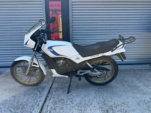 Yamaha RD 125 LC - Picture 1 of 17
