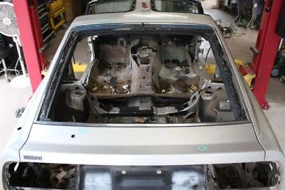 1984-1985 Nissan 300ZX Z31 2+0 Silver Rear Trunk Lid *BACK GLASS IS BROKEN* - Image 1 of 4