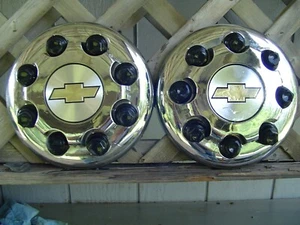 2 CHEVROLET CHEVY SUBERBAN PICKUP TRUCK SILVERADO HUBCAPS WHEEL COVER CENTER CAP - Picture 1 of 12