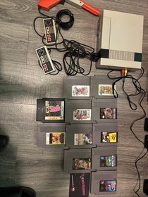 Nintendo NES System Console Bundle ￼