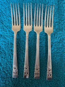 Community Plate Coronation Flatware Set 4 Dinner Forks Replacement Dinner 7 1/4" - Picture 1 of 4