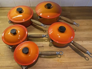 Vintage Le Creuset set of 5 Saucepans with lids. VGC. 14,16,18,20 & 22. - Picture 1 of 9