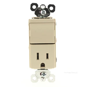 Pass and Seymour TM838-I Ivory 15A Decorator 3-Way Light Switch Receptacle 5-15R - Picture 1 of 5