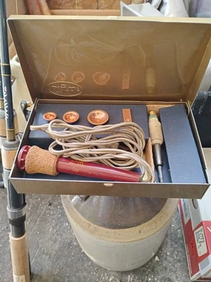 Vintage 1958 Ungar #176 Desoldering Kit for Safe Printed Circuit Repair  - Image 1 of 4