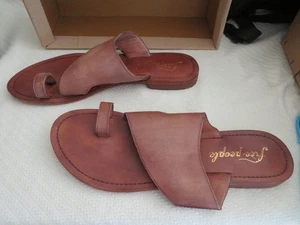 NWT Womens Luggage Brown Free People Sant Antoni Sandals, Size 10 41 - Picture 1 of 3
