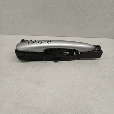 Supporto maniglia est.  porta ant. SX RENAULT SCENIC 2a Serie Gr.Scenic 1.6 16V - Immagine 1 di 4