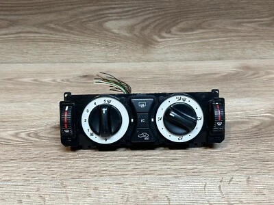 ПЕРЕКЛЮЧАТЕЛЬ КЛИМАТ-КОНТРОЛЯ КОНДИЦИОНЕРА MERCEDES R170 SLK230 ОТ ОРИГИНАЛЬНОГО ПРОИЗВОДИТЕЛЯ (01_04) 1708301085 - Изображение 1 из 4