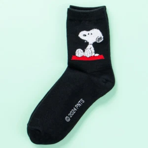 Peanuts Snoopy Black Ankle Point Mid-Thigh Socks Size 5cm*20cm 1Pair Unisex - Picture 1 of 2