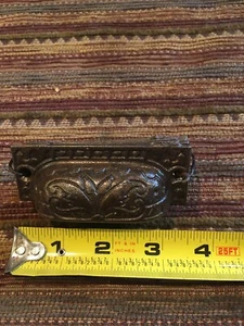 4 Matching Bin Pulls - Picture 1 of 2