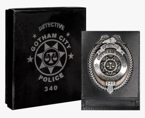 OFFICIAL DC COMICS BATMAN GOTHAM CITY POLICE DEPARTMENT BADGE PROP REPLICA - Picture 1 of 3