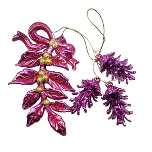 Set di decorazioni natalizie viola con pigne e foglie design lucido metallizzato - Foto 1 di 5