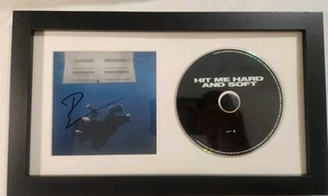Hit Me Hard and Soft by Billie Eilish Autograph/CD Framed - Imagen 1 de 2