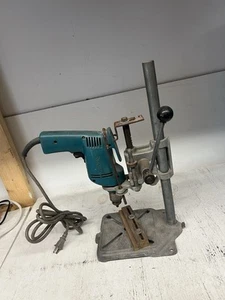Makita DP3720 10mm Bohrmaschine kabelgebunden blau - mit Bohrmaschine Presse (gebraucht) - Bild 1 von 9