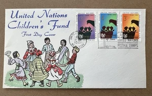 UN 1961 UNICEF 10th Anniversary FDC – Complete 3-Stamp Set, Hisano Design - Picture 1 of 5