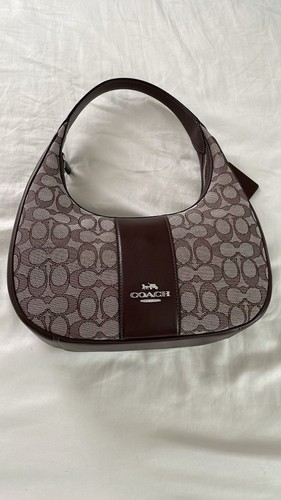 Borsa a tracolla Coach CV001 Carmen in pelle liscia jacquard firmata