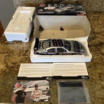 D. Earnhardt Jr #88 National Guard Citizen Soldier 2008 Chev Impala No1 серии - Изображение 1 из 4