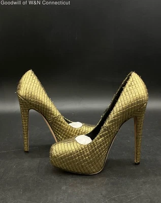 Pump Gold Women Heels - US 7 - Image 1 of 4