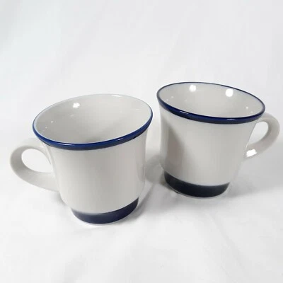 Juego de 2 tazas de café con patrón de fiordo azul y blanco de gres Noritake Foto 1 de 4