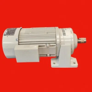 Sumitomo Altax Drive CNHM05-5077-B-6 Gearmotor, Frame V-71M - Picture 1 of 5