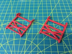 1 pair Dinky toys Painted White Metal Replacement staves for Halesowen trailer - Picture 1 of 2