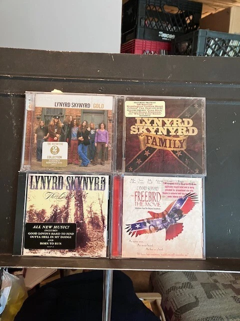 LYNYRD SKYNYRD,,,,,,4 CD LOT,,,,,2 NEAR MINT,,,,2 SEALED Foto 1 de 1