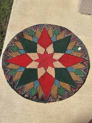 Антикварный круглый американский ковер на крючке - 3 фута - Изображение 1 из 4