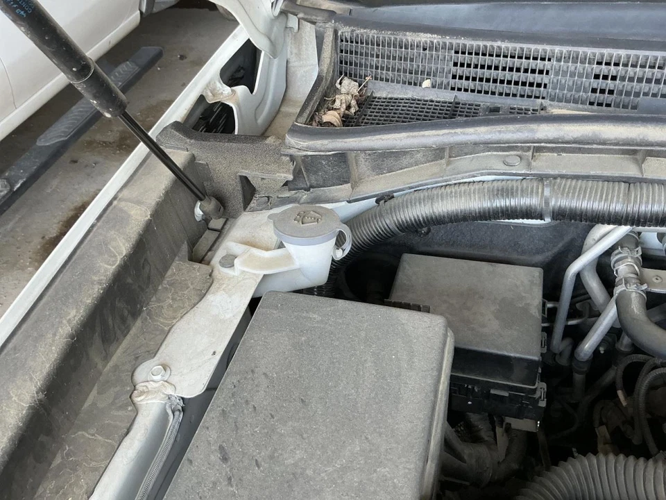 Depósito de lavado compatible con 14-23 Infiniti QX80 4937200 Foto 1 de 1