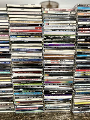CDs 📀 (U-Z) - ROCK - ALTERNATIVE- COUNTY - DANCE - 90s - 2000s - - Image 1 of 4