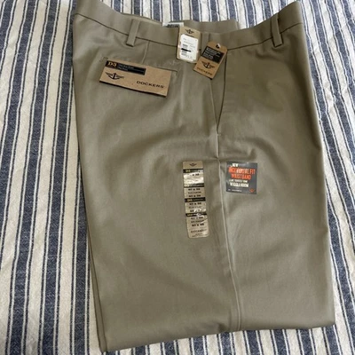 Men's Dockers Iron Free Khaki Straight Fit Flat Front 40x32 NEW Khaki color $72 - Image 1 of 4