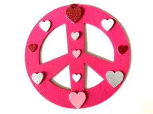 Felt Peace Sign Neon Pink Stiff Wall Art Hippie Crafted With Sparkly Hearts New - Picture 1 of 6