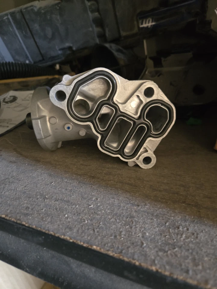 2005-2010 HONDA ODYSSEY OIL FILTER HOUSING 15301-RGM-A00 OEM - Image 1 of 4