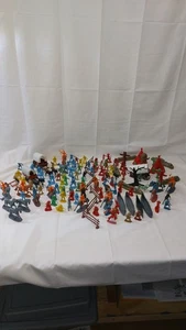  Cowboys and Indians western Figures Playset Toys 131 pieces Vintage.  - Picture 1 of 15