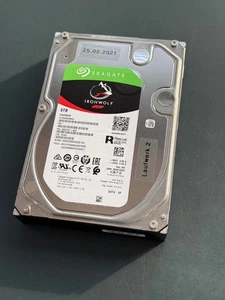 8TB IronWolf Nas HDD ST8000VN004 Festplatte - Photo 1/3
