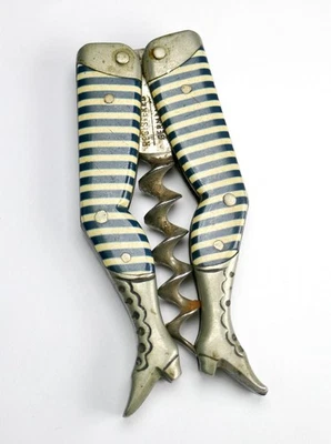 Antiguo sacacorchos alemán victoriano novedad cárcel rayas damas patas vino Foto 1 de 4