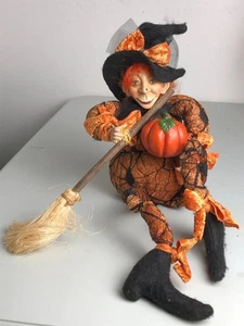 Colección Mark Roberts Piernas Larky Halloween Bruja Estante Cuidador Calabaza Pequeña - Imagen 1 de 8