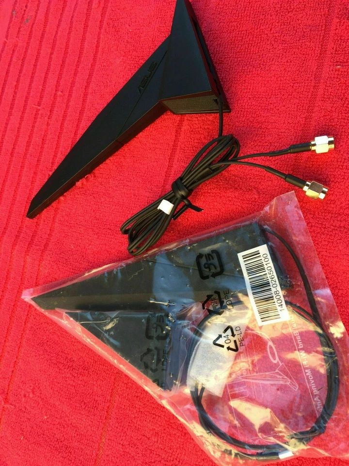 ANTENA MÓVIL MSI MPG Z390 Z490 X570 CARBONO GAMING EDGE PRO WIFI 2T2R DOBLE BANDA Foto 1 de 1