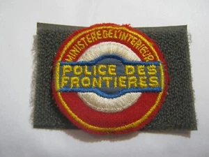 COLLECTION P.N ANCIEN ECUSSON DE POITRINE DE LA PAF SCRATCH AU DOS 50MM - Imagen 1 de 1