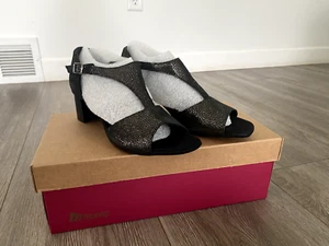 MUNRO Violet comfort Metallic Leather Sandal size 8.5M NEW - Picture 1 of 4