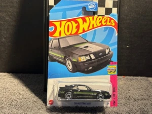 1/64 HOT WHEELS 1984 FORD MUSTANG SVO 25/250 2/10 BLACK - Picture 1 of 2