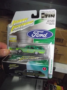 Johnny lightning 1/64 1960 ford country squire wagon dk green on top  NIB - Picture 1 of 2