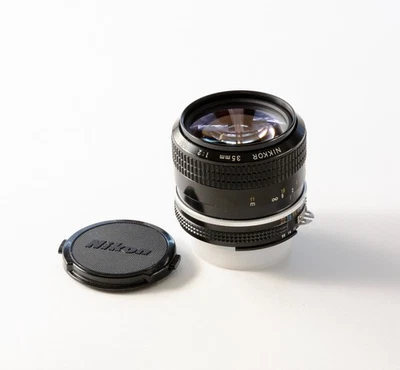 Lente Nikon Nikkor 35 mm f/2 Nikon F montaje Ais Foto 1 de 2