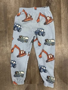 4 Pants for $5 (Size 5T) - Picture 1 of 5